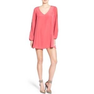 hayes mini dress in magenta pink Hayes Mini Dress in Magenta Pink Lovers and Friends from Revolve New w Tags Smal